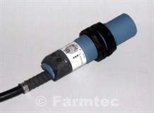 DOL 41R-G senzor kap., závit, 90-250 V